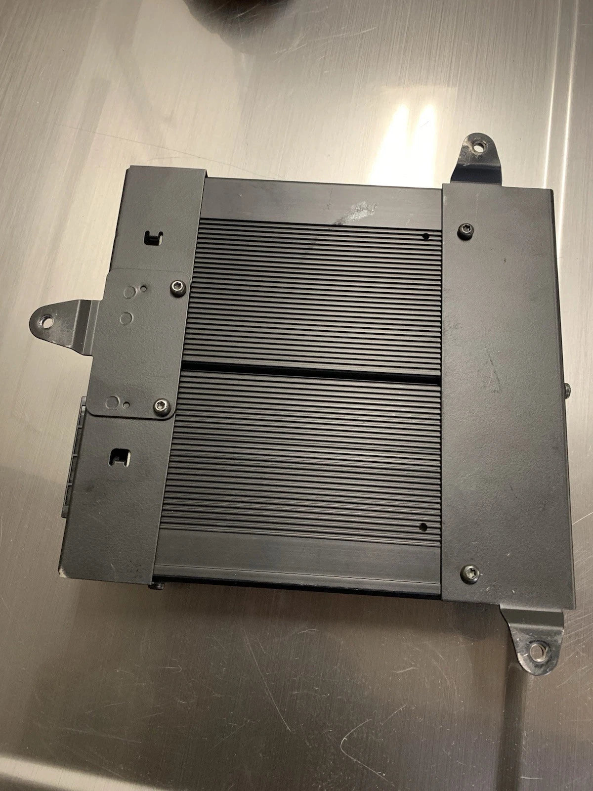 00-06 BMW E46 328 330 M3 Coupe Harmon Kardon Amplifier