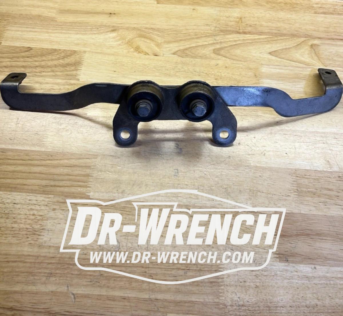 BMW 08-13 E92 E9x M3 Exhaust Mounting Bracket For Transmission And Cat Section
